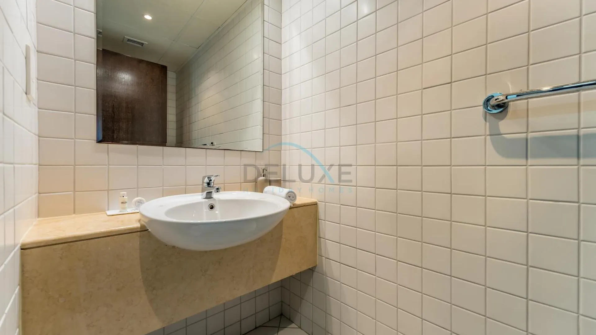 Partial Sea And City View 2Br With Balcony Near Dubai Marina Mall, Marina Quay West, Dubai Marina By Deluxe Holiday Homes